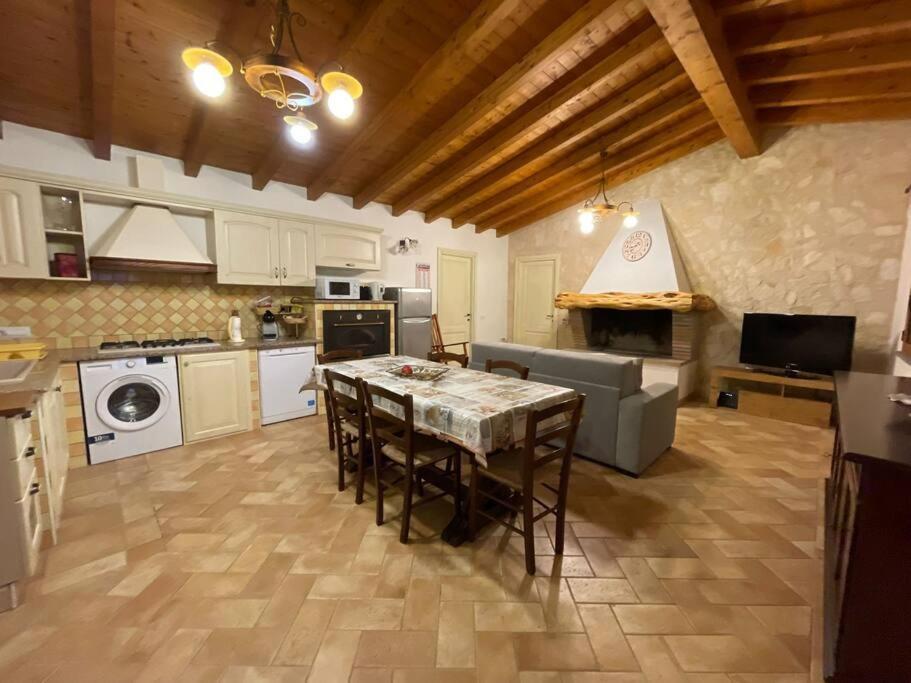 Villa Marci Con Piscina Privata A Nulvi Eksteriør billede